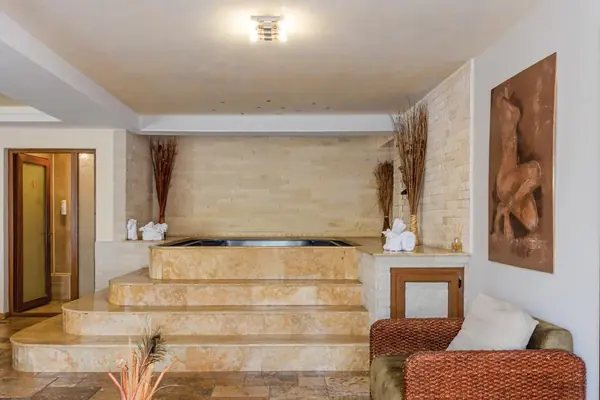 Jacuzzi în Super Spa